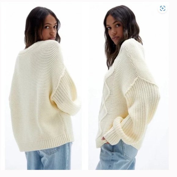 Free People Dream Cable Crew Pullover Sweater Oversized Cream NWT - Picture 7 of 16